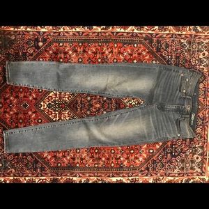Gap Super High Rise True Skinny Jean